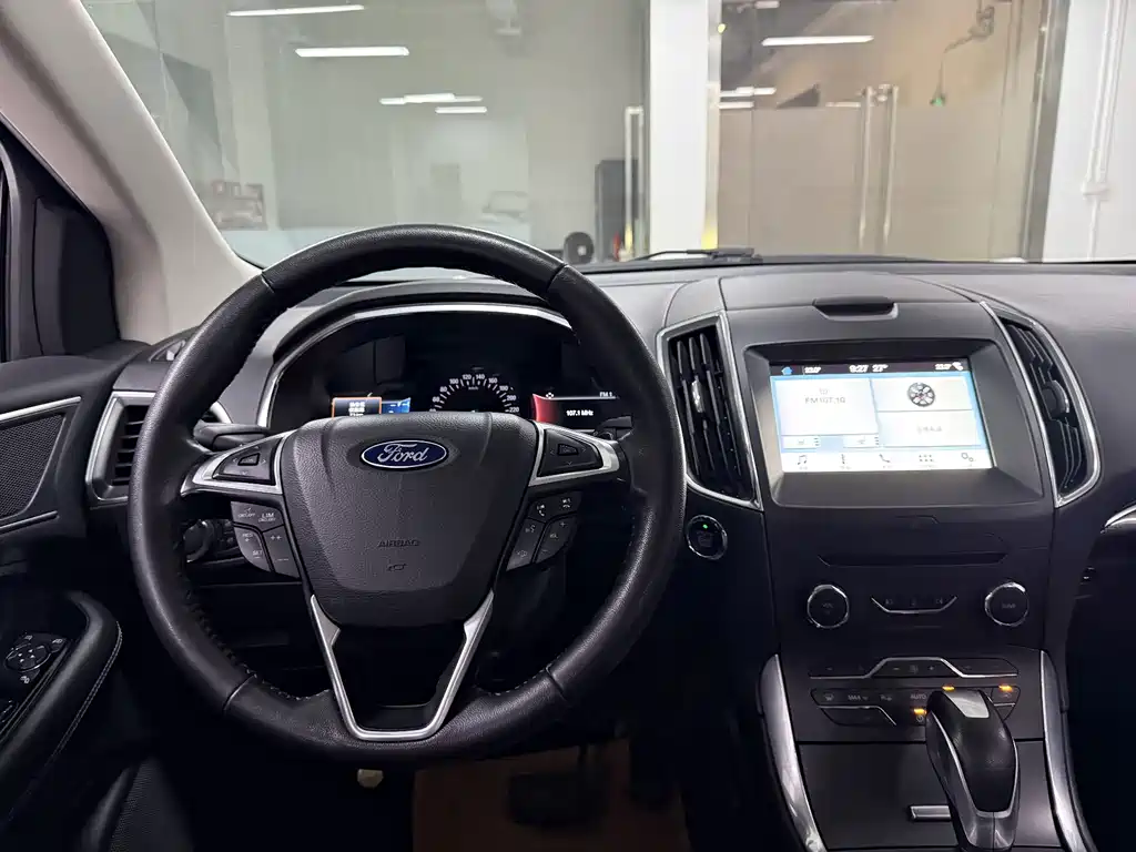 Edge 2018 EcoBoost 245 FWD Hao Rui 7-seater China V