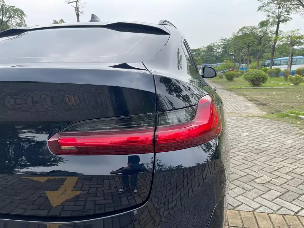 BMW X4 2022 xDrive 25i M Sport Package