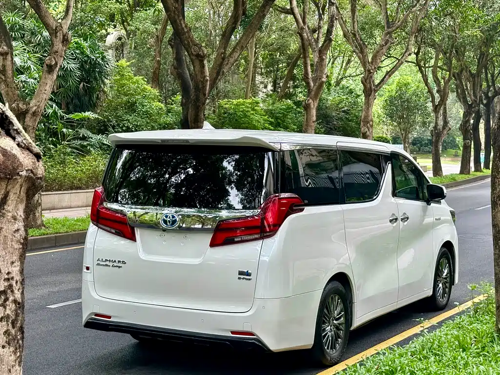 Alphard 2021 Hybrid 2.5L Premium Edition