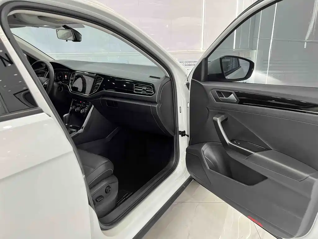 Volkswagen T-ROC 2022 280TSI DSG FWD Comfort Plus