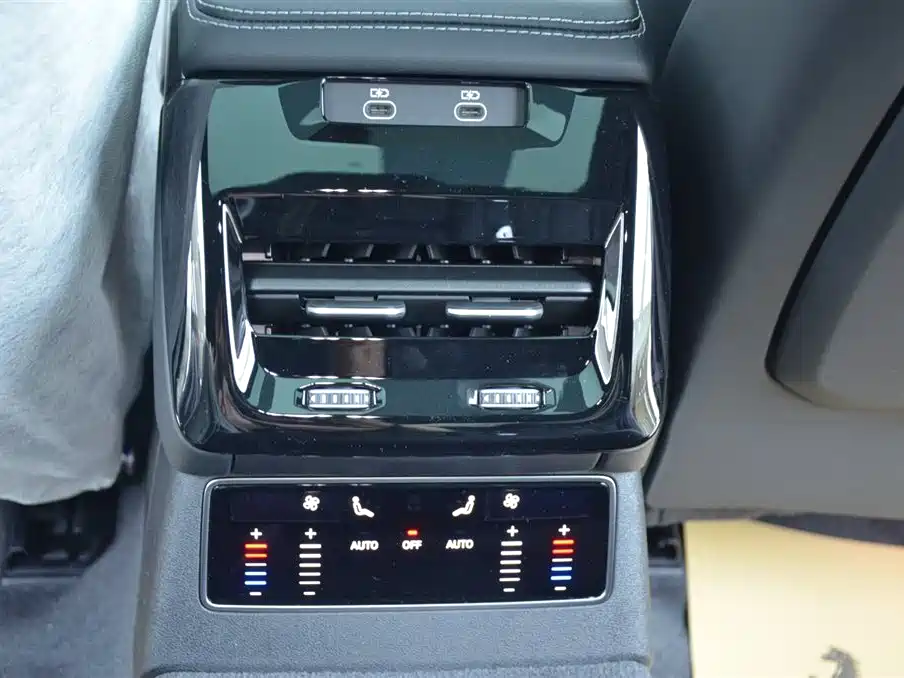 Audi A6L 2026 2.0T Prestige