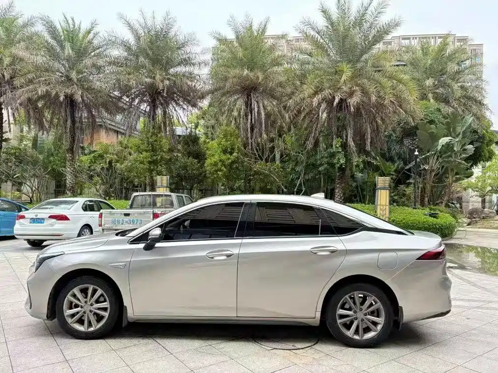AION S 2022 Mei 580