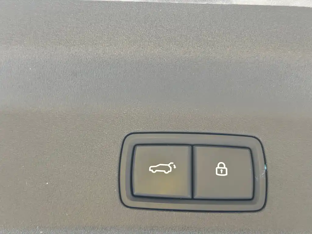 Li Auto L8 2023 Pro