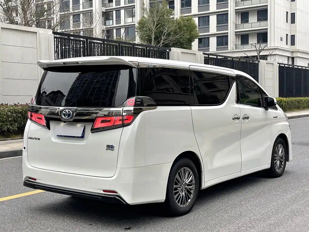 Toyota Vellfire 2019 Hybrid 2.5L HV Premium Edition