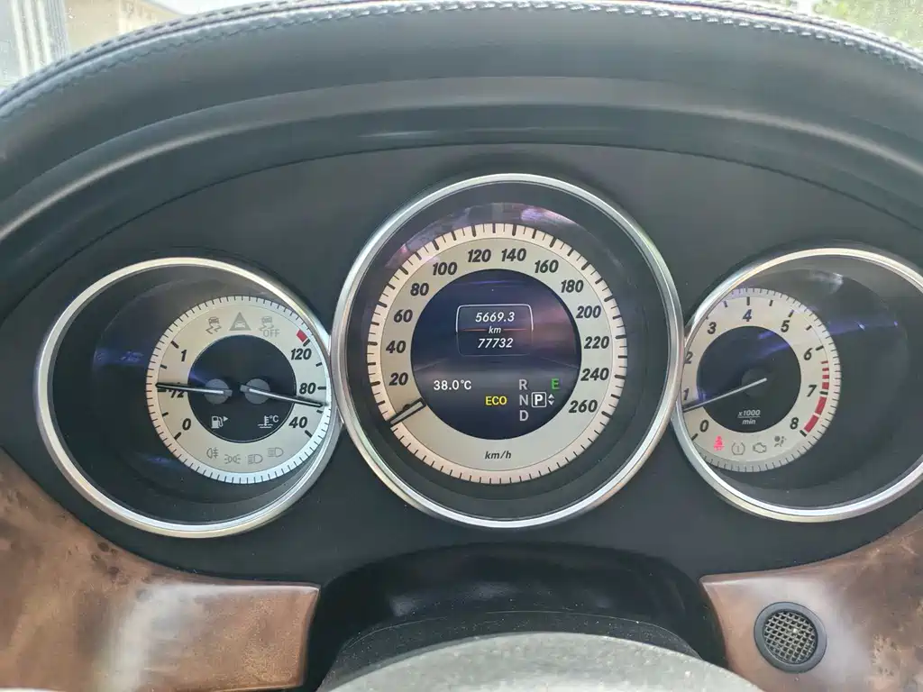Mercedes-Benz CLS 350 CGI (2012)