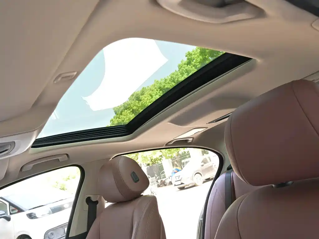 BMW 5 Series 2017 525Li Leading Edition