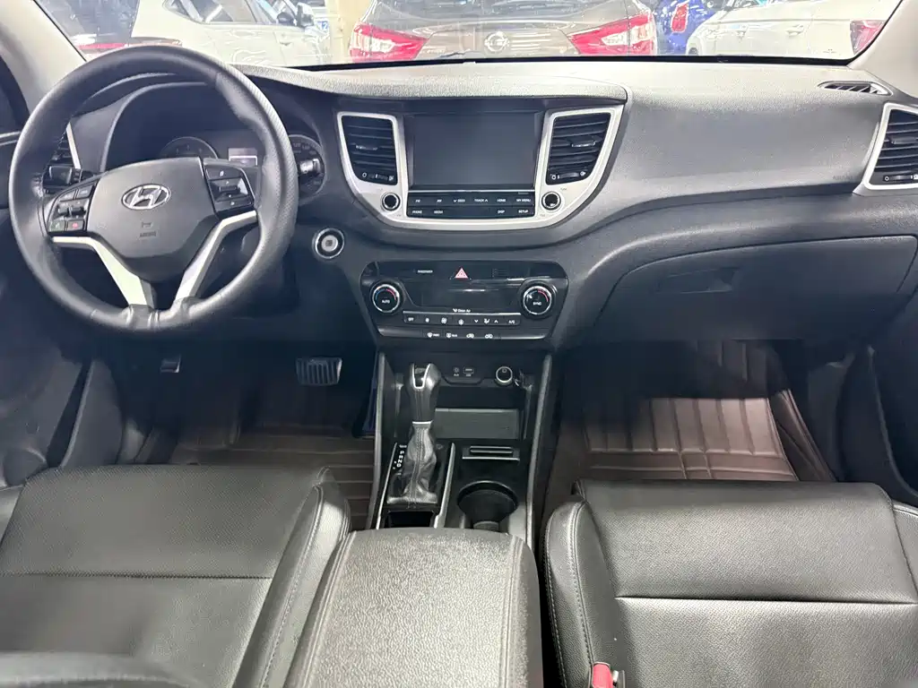 Hyundai Tucson 2018 1.6T DCT FWD 15th Anniversary Special Edition
