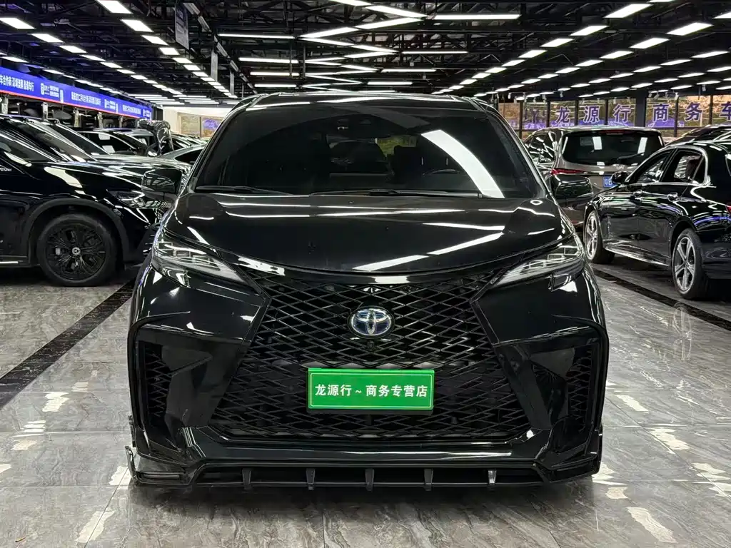 Toyota Sienna 2024 2.5L Hybrid Comfort Edition