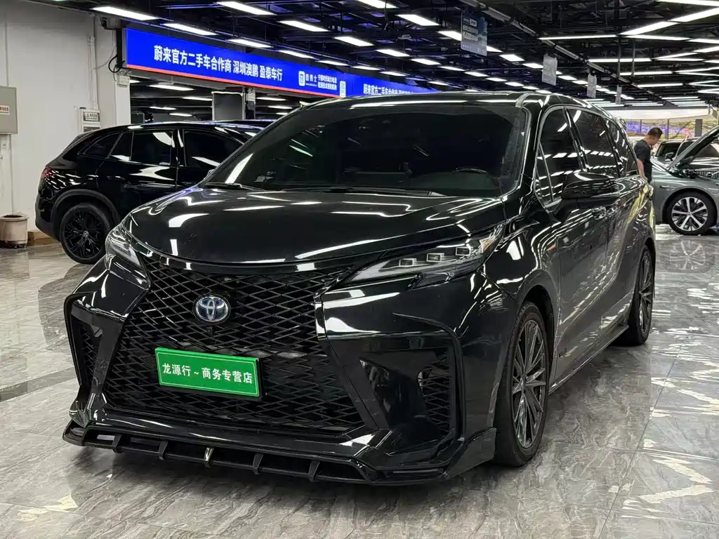 Toyota Sienna 2024 2.5L Hybrid Comfort Edition