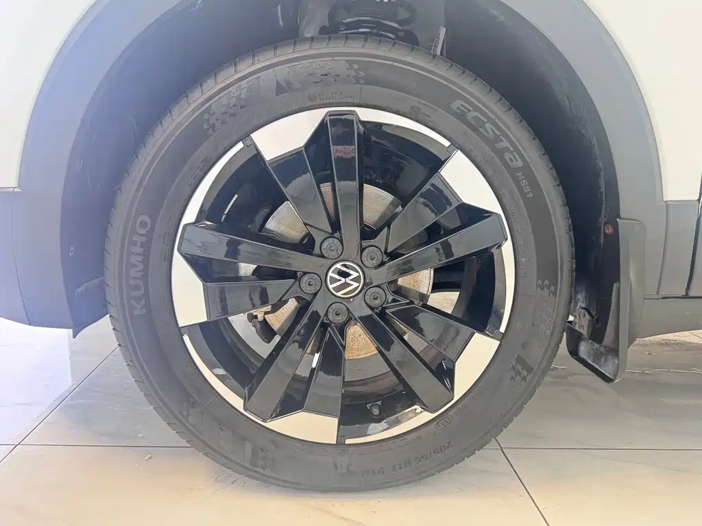 Volkswagen Tacqua 2021 1.5L Automatic 30th Anniversary Edition