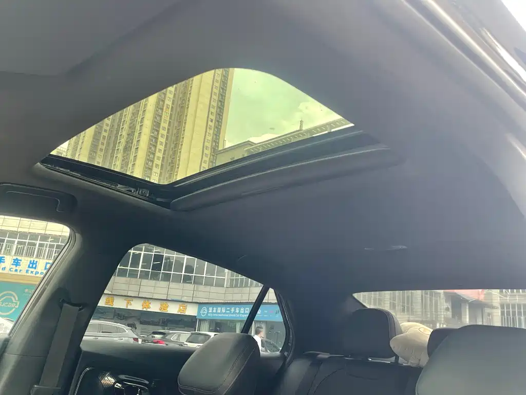 Trumpchi Empow 2023 270T DCT J16 Edition