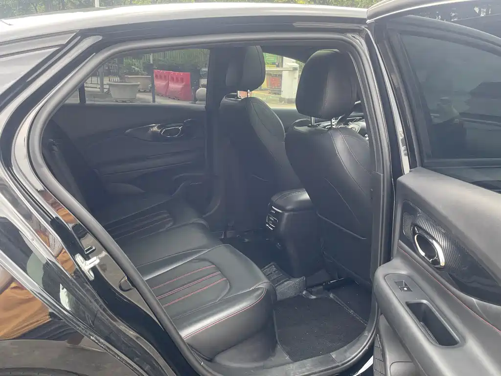 Trumpchi Empow 2023 270T DCT J16 Edition