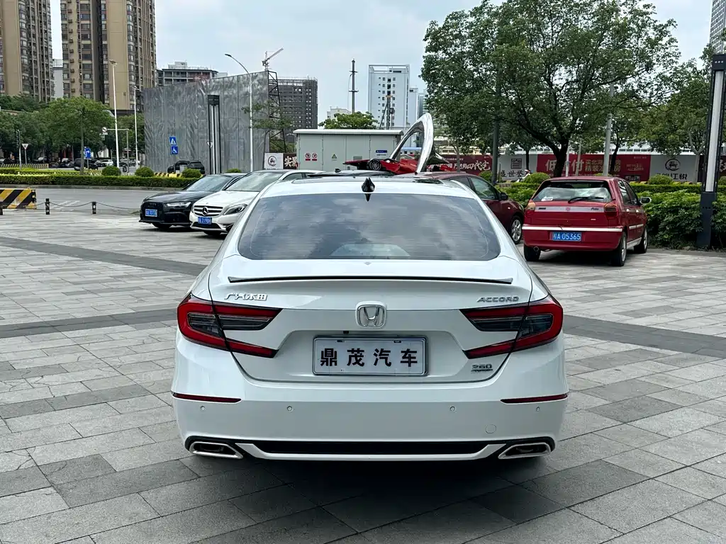 Accord 2022 260TURBO Phantom Night Premium Edition