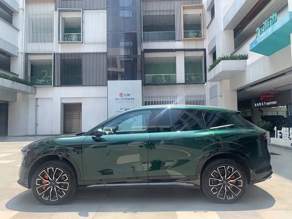 Zeekr 7X 2025 100kWh Long Range AWD Intelligent Driving Edition