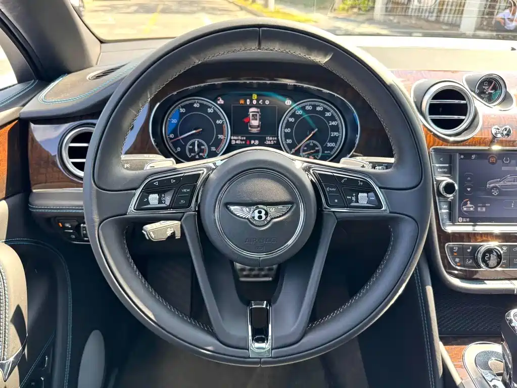 Bentayga 2016 6.0T Standard Edition