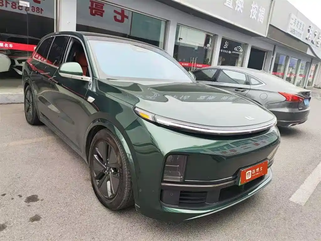 Li Auto L8 2024 Pro