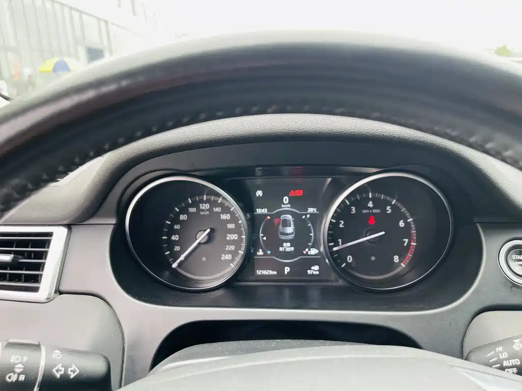 Land Rover Discovery Sport 2018 240PS SE