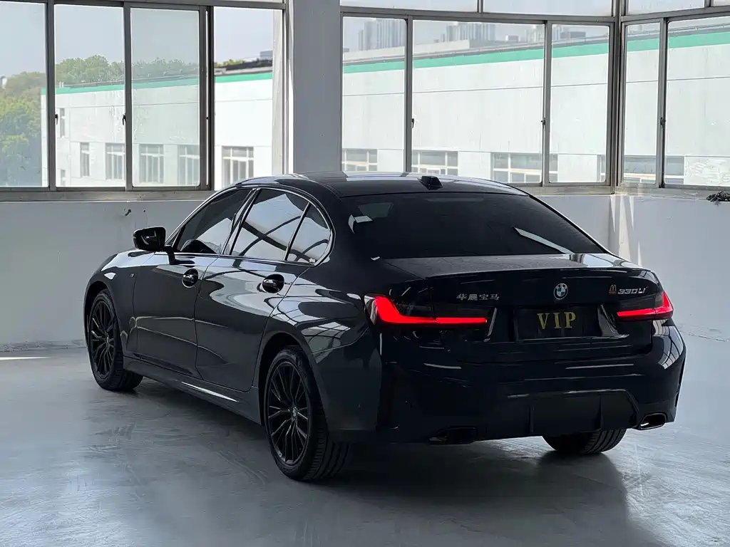 BMW 3 Series 2023 330Li M Sport Night Edition - фото 6