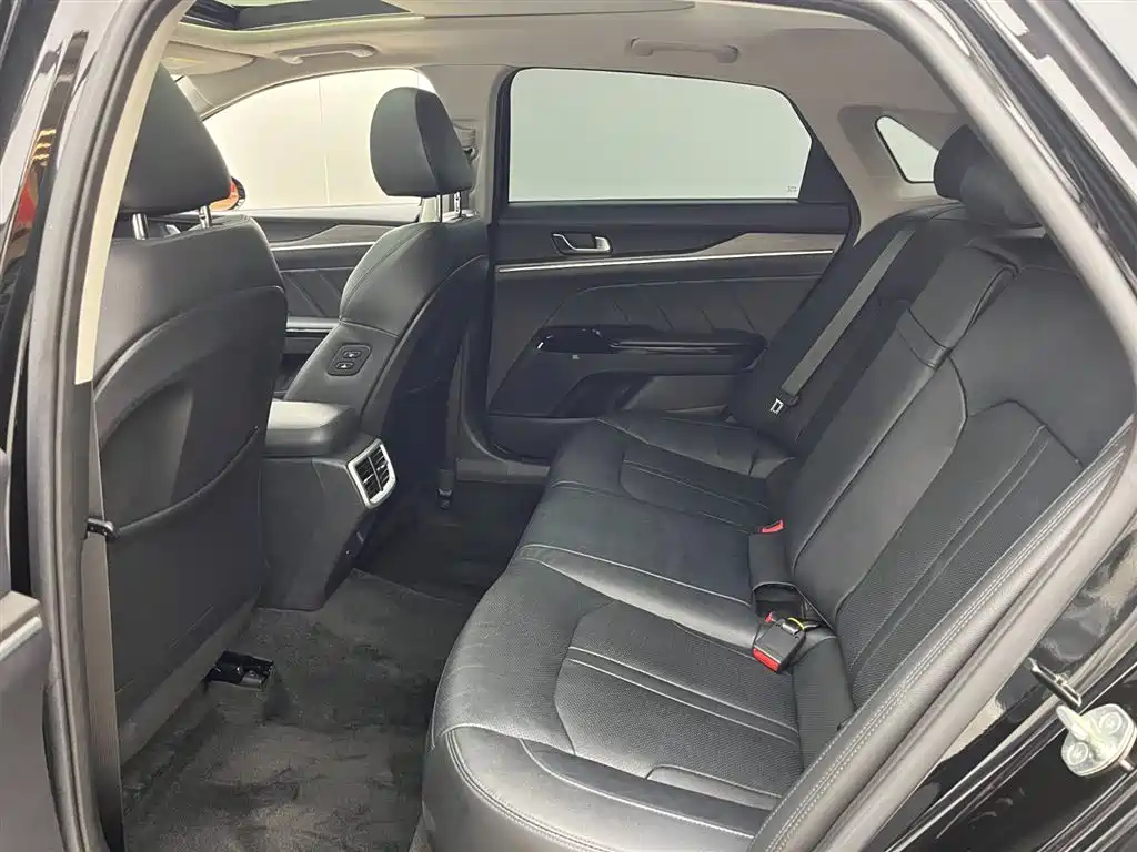 Kia K5 2021 380T GT-Line Flagship Edition
