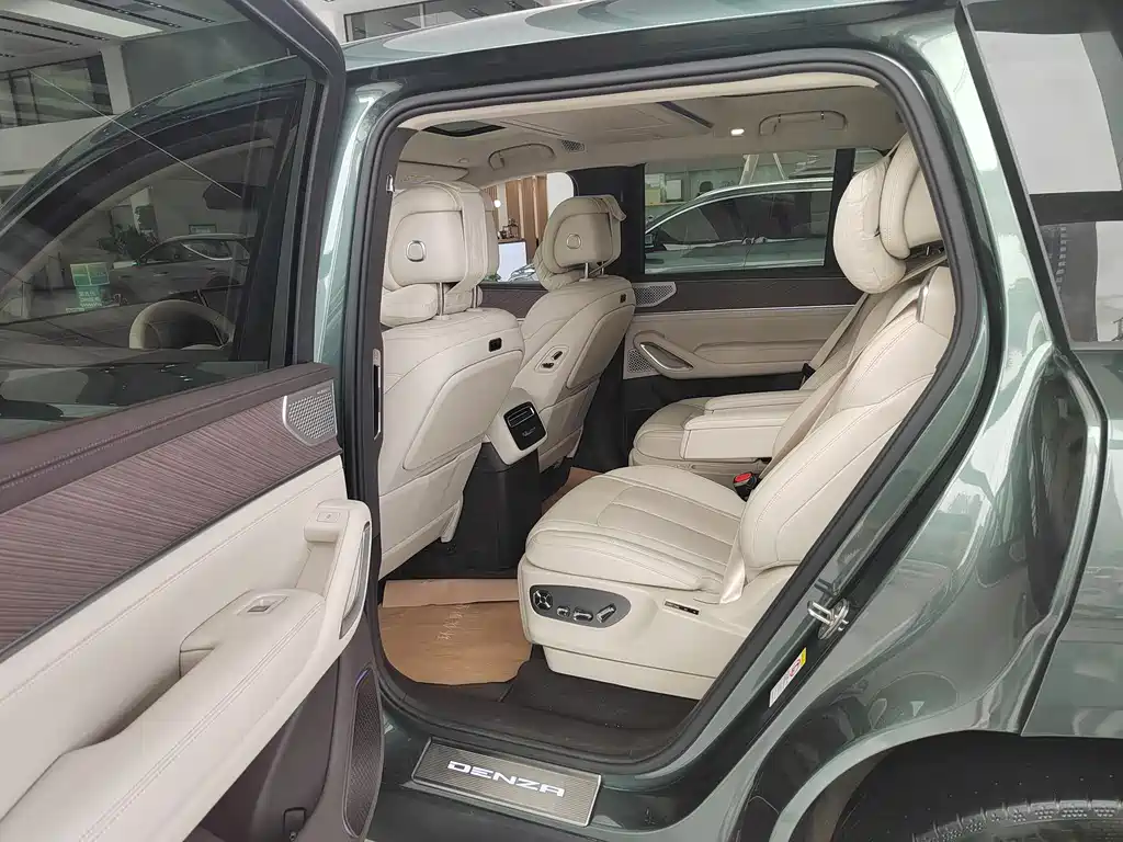 Denza N9 2025 Flagship