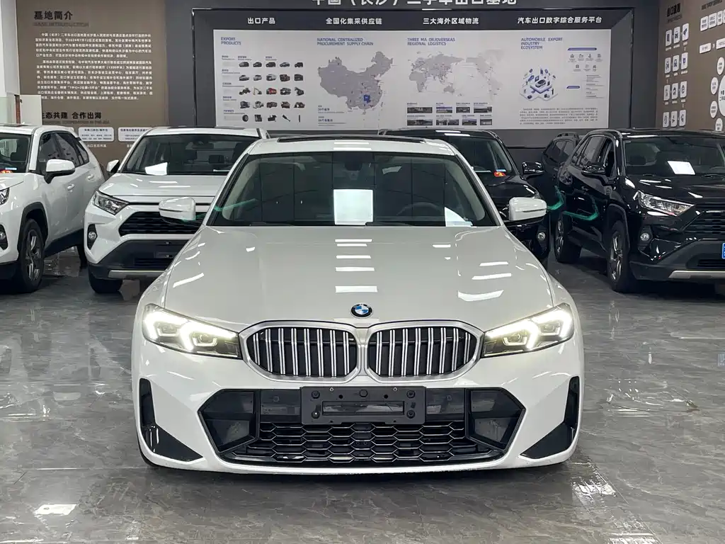 BMW 3 Series 2023 320Li M Sport Package - фото 2