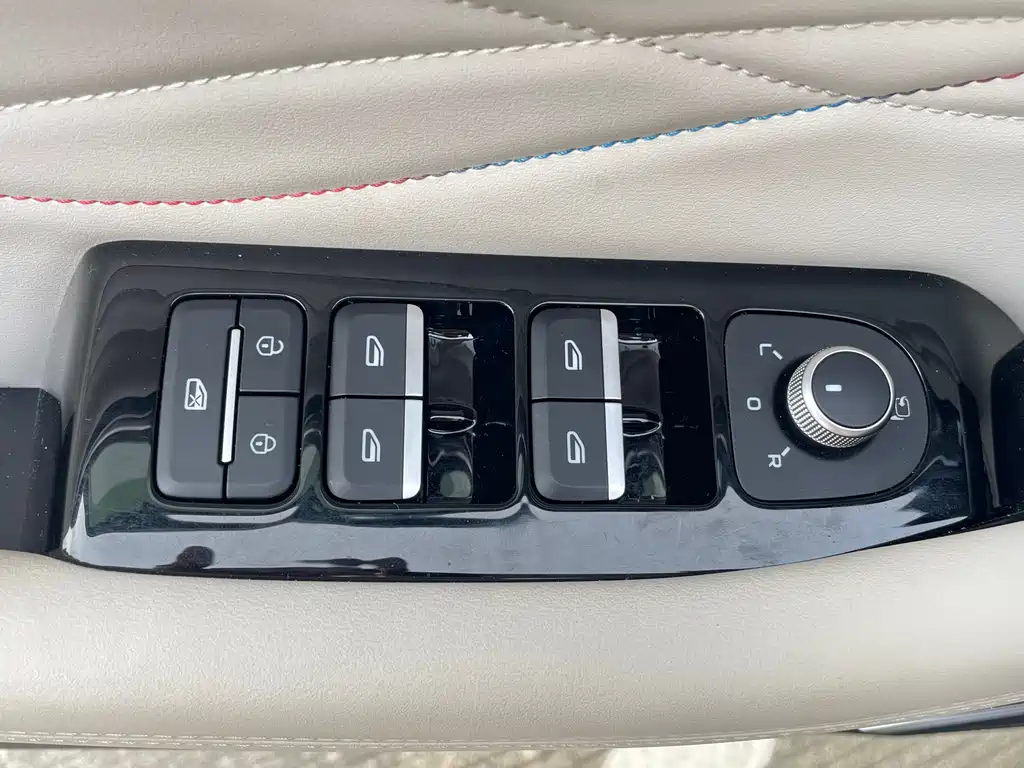 Geely Monjaro 2024 2.0TD High Power Automatic FWD Tianji Edition