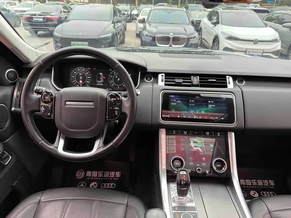 Range Rover Sport 2020 3.0 L6 SE