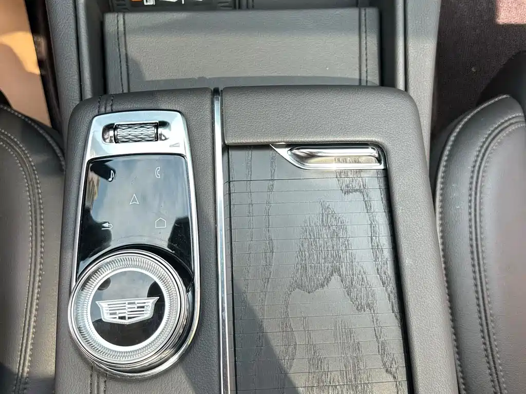 Cadillac CT6 2023 28T Luxury