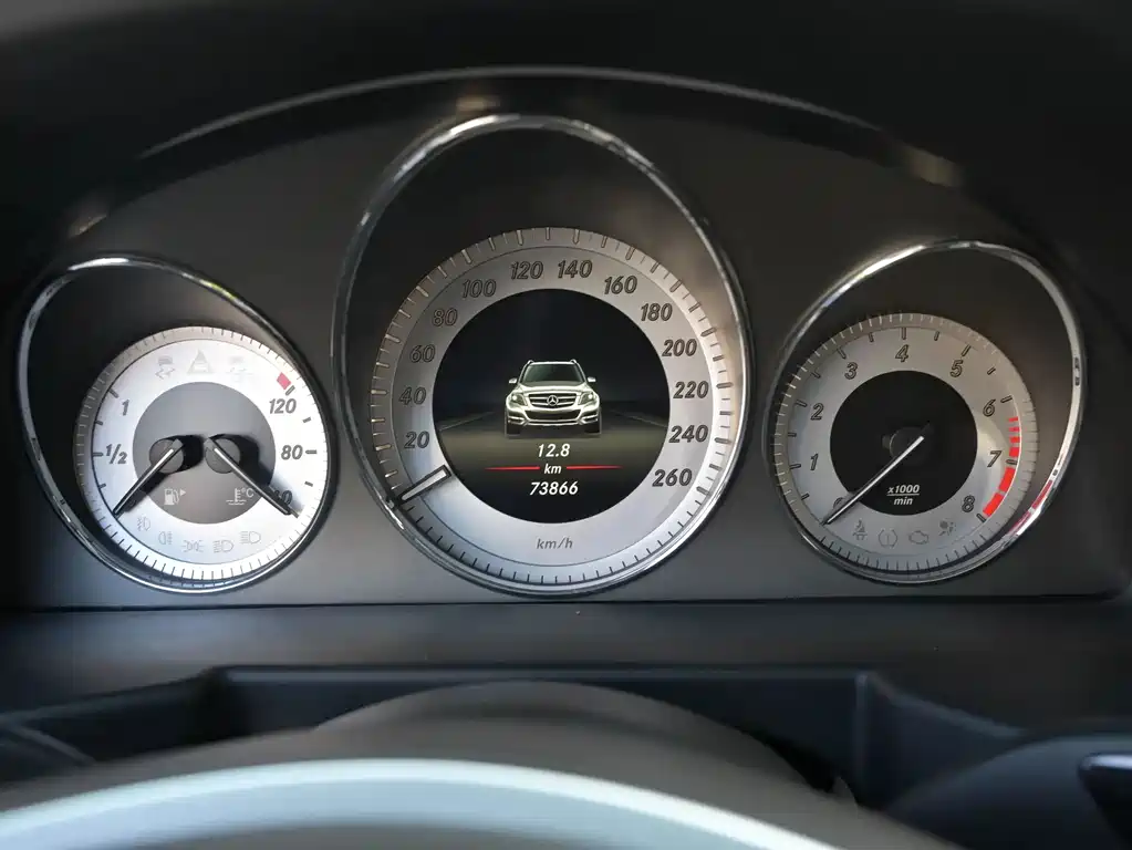 Mercedes-Benz GLK-Class 2013 GLK 300 4MATIC Dynamic Sunroof