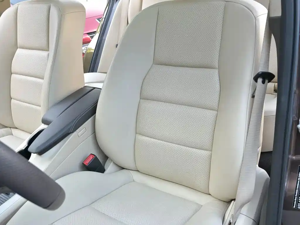 Mercedes-Benz GLK-Class 2013 GLK 300 4MATIC Dynamic Sunroof