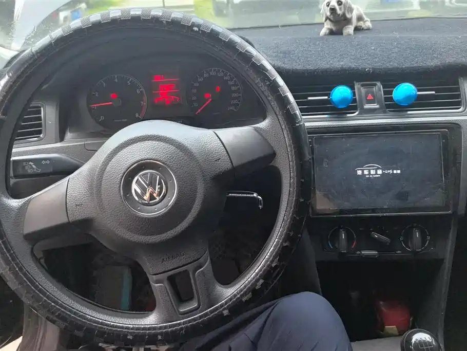 Santana 2013 1.6L Manual Fengshang Edition