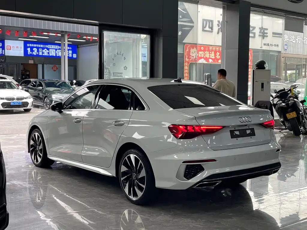 Audi A3L Limousine 2023 35 TFSI Fashion Sport
