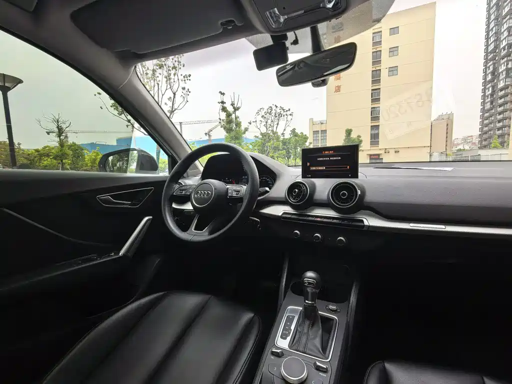 Audi Q2L 2021 35 TFSI Entry Dynamic Edition
