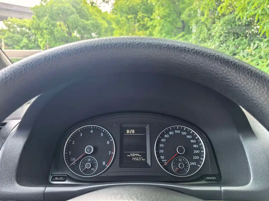 Volkswagen Touran 2013 1.4T DSG Comfort Edition 5-Seater