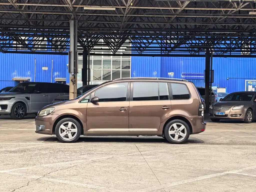 Volkswagen Touran 2013 1.4T DSG Comfort Edition 5-Seater