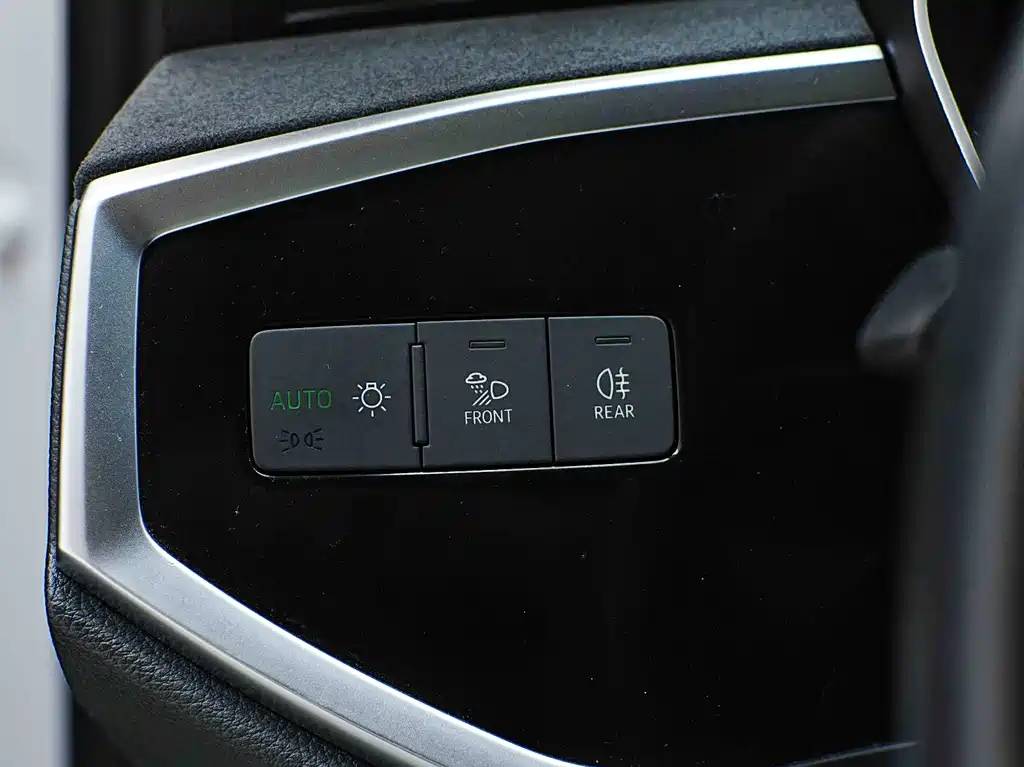 Audi Q3 2023 35 TFSI Entry Dynamic Edition (1.4T)