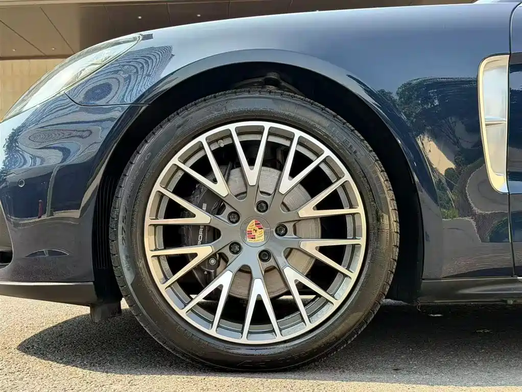 Porsche Panamera 2019 Panamera 4 Executive LWB 2.9T