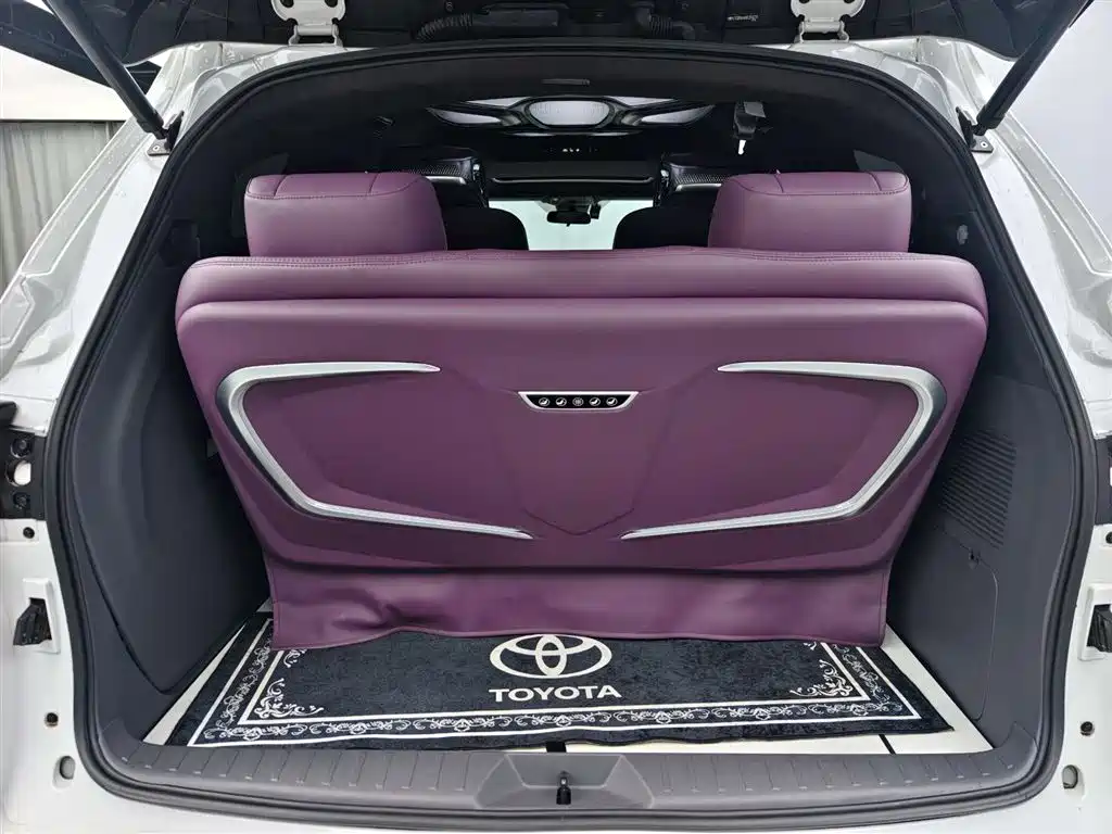 Toyota Sienna 2024 2.5L Hybrid Comfort Edition