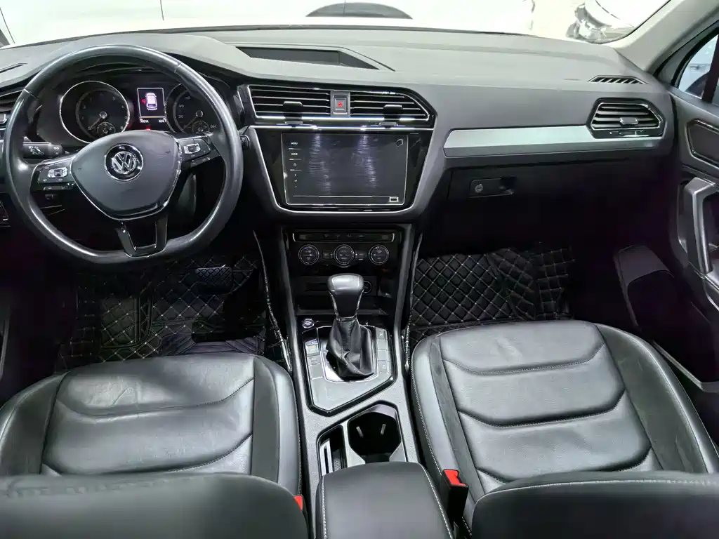 Volkswagen Tiguan L 2019 330TSI Automatic FWD Panoramic Comfort Edition China VI