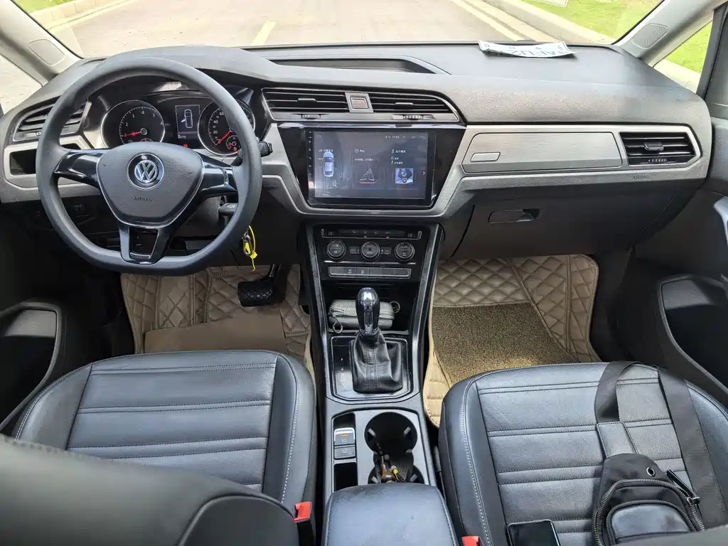 Volkswagen Touran L 2016 280TSI DSG Comfort Edition