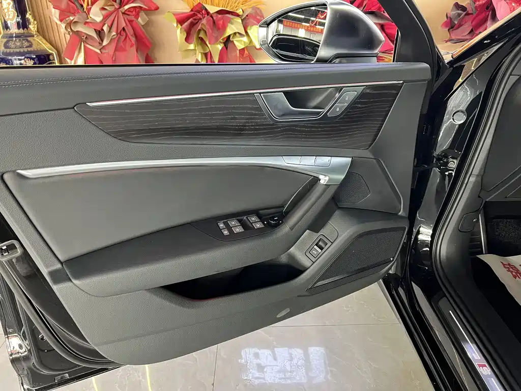 Audi A6L 2026 55 TFSI quattro Prestige Dynamic Edition