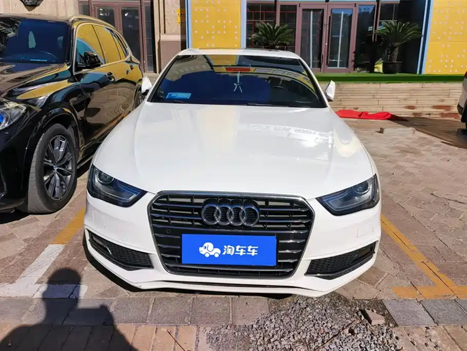 Audi A4L 2016 35 TFSI Heritage Edition S line Comfort