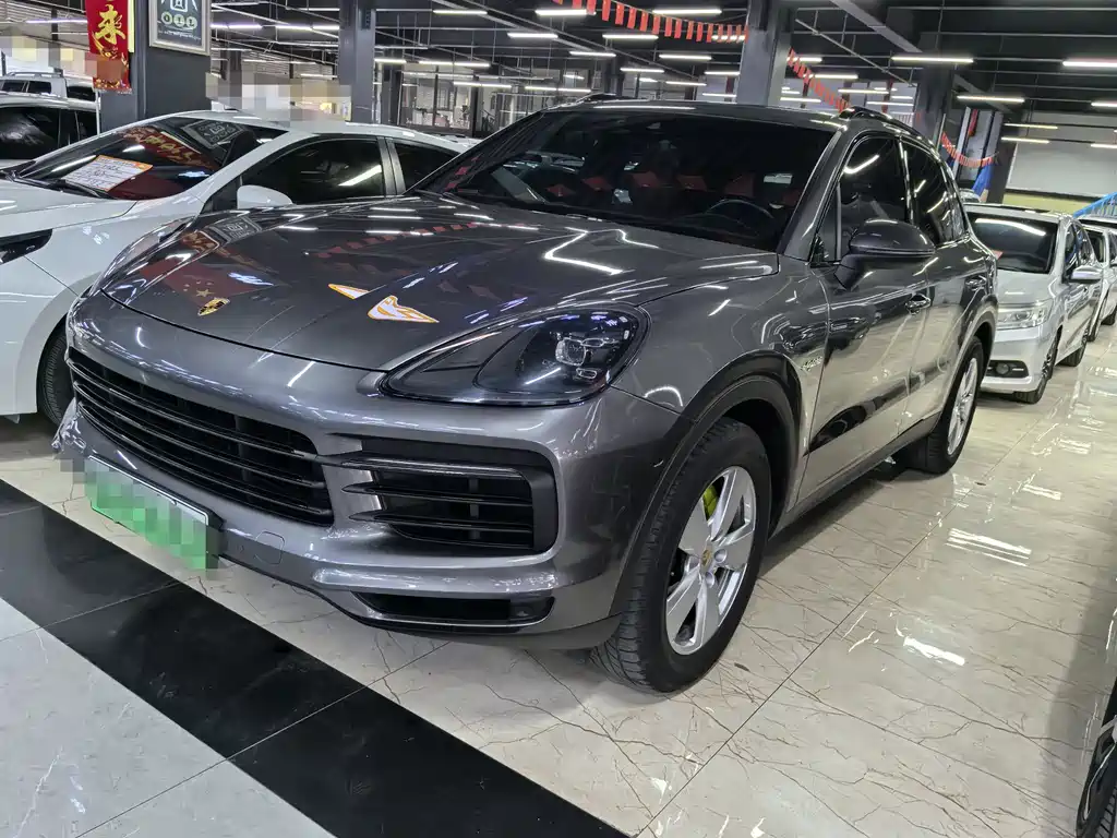 Porsche Cayenne E-Hybrid 2.0T