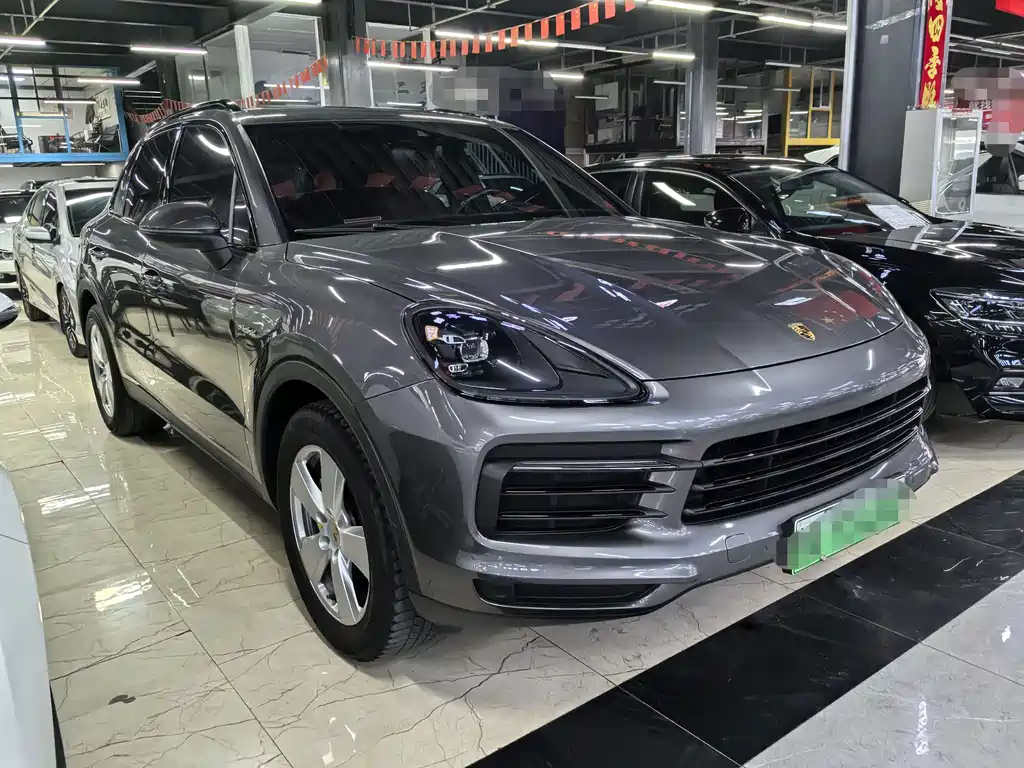 Porsche Cayenne E-Hybrid 2.0T