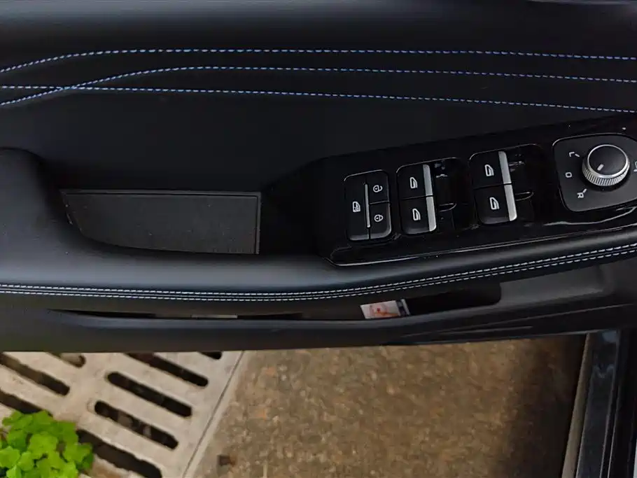 Geely Preface 2025 Dongfang Yao 1.5TD Kunlun Edition