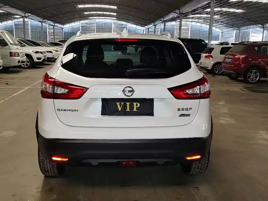 Qashqai 2017 model 2.0L CVT Zhixiang Edition China V
