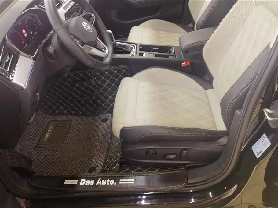 Magotan 2023 2 Million Units Commemorative Edition 330TSI DSG Luxury