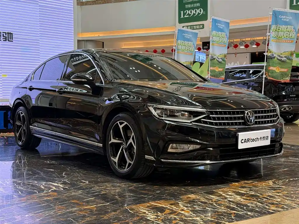 Volkswagen Magotan 2023 2 Million Units Anniversary Edition 330TSI DSG Luxury