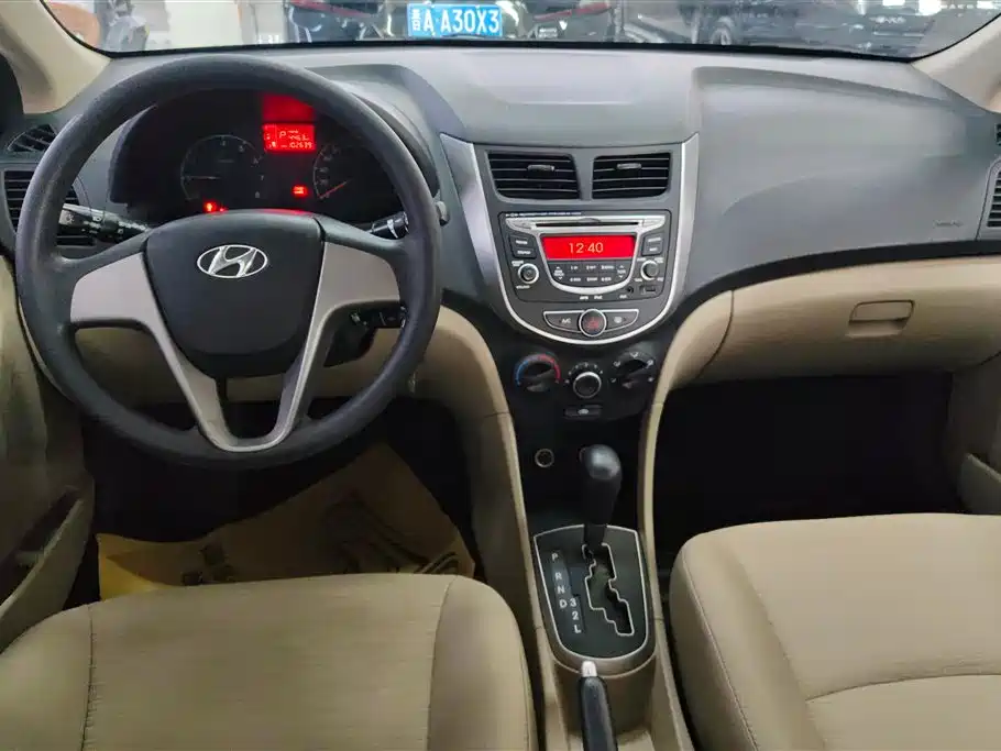 Verna 2016 1.4L Automatic Leading GLX