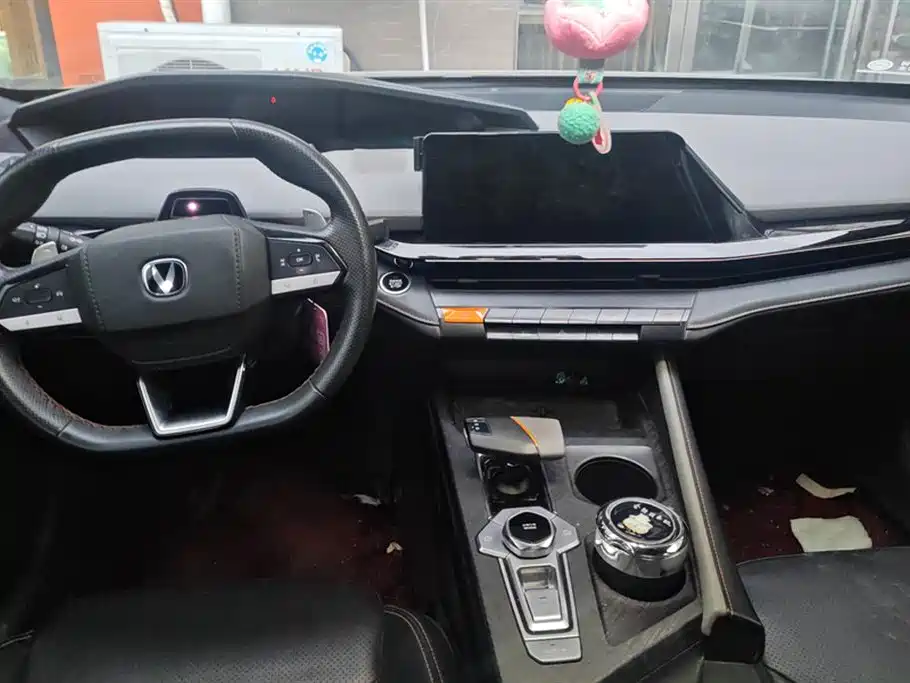 Changan UNI-V 2022 1.5T Premium Edition